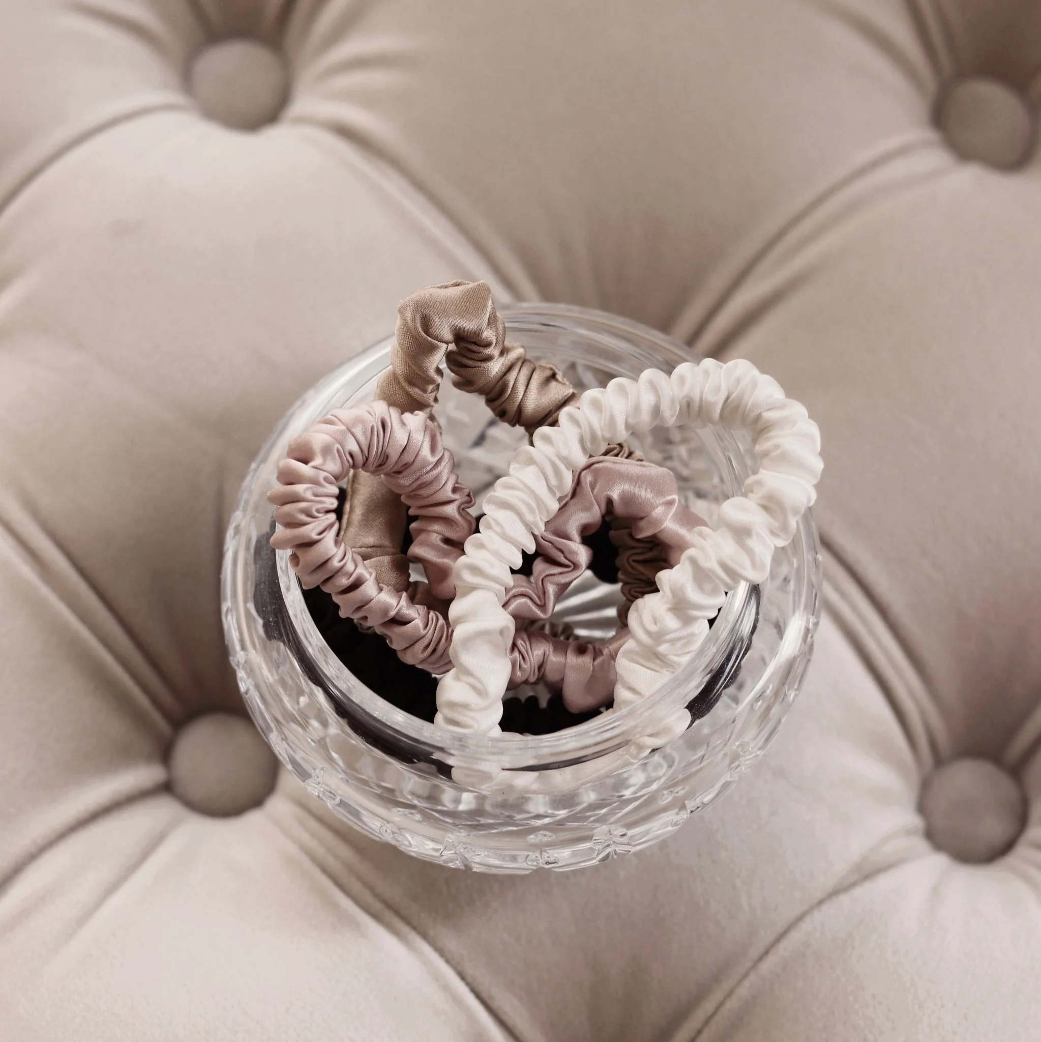 Classic Skinny Privé Pure Silk Hair Scrunchies - Image 4