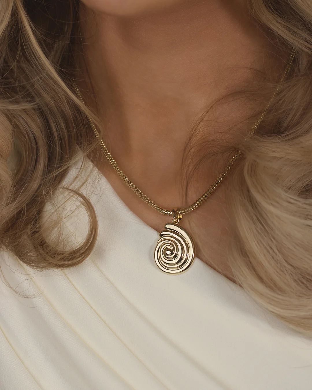 Classic Necklace - Image 3