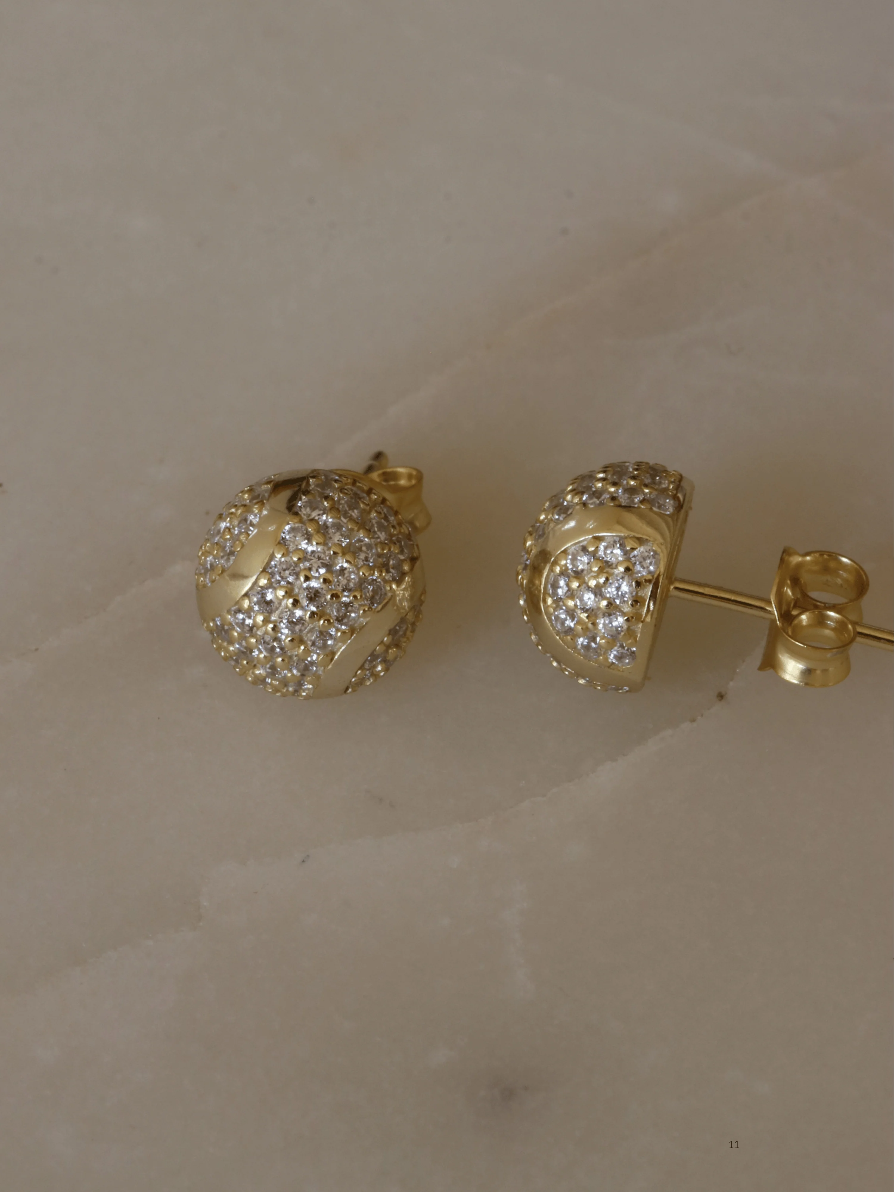 Court Earrings Pavé - Image 5