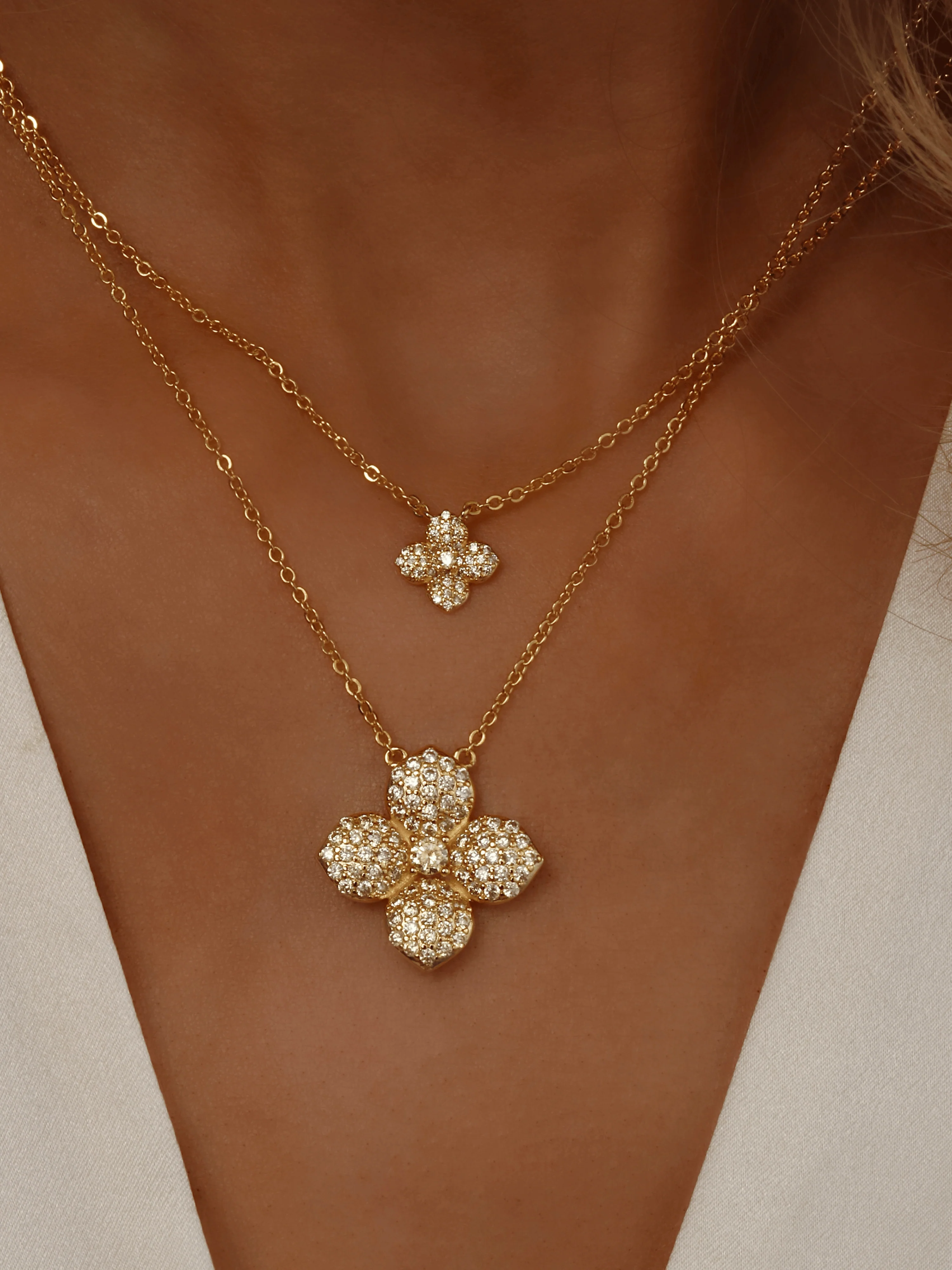 Hydrangea Necklace - Lemon Drop - Image 3