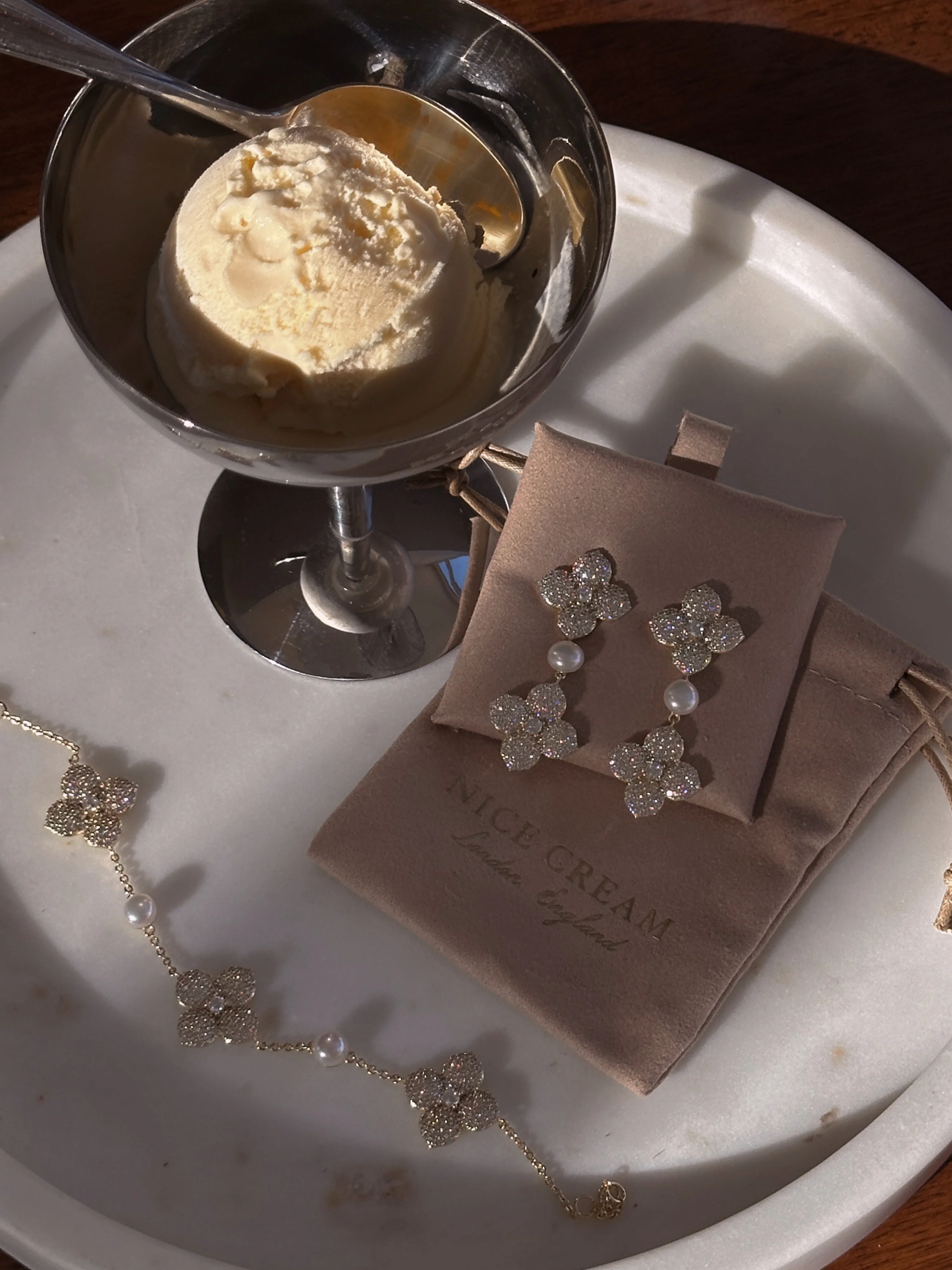 Hydrangea Pearl Bracelet - Image 4