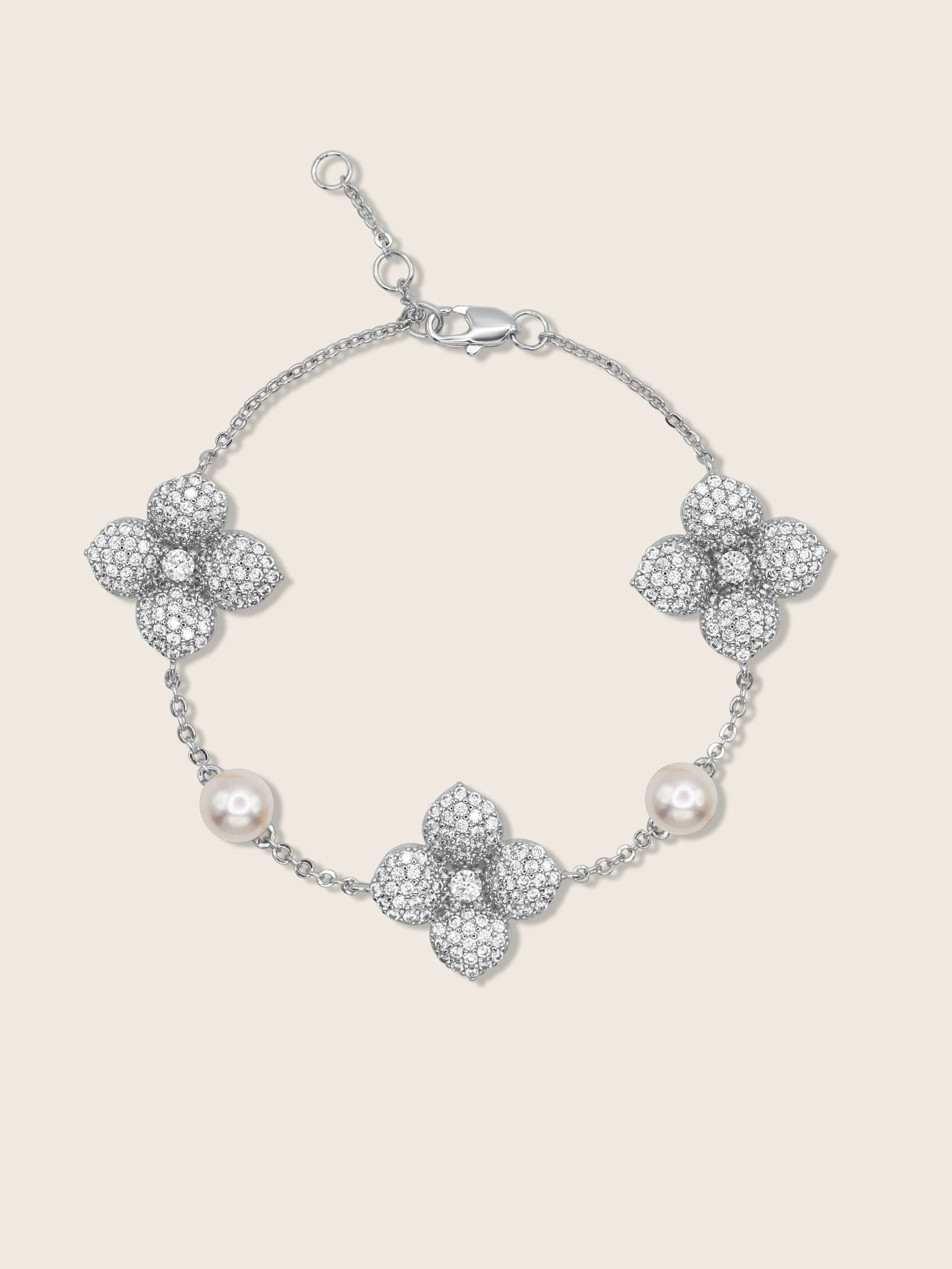 Hydrangea Pearl Bracelet