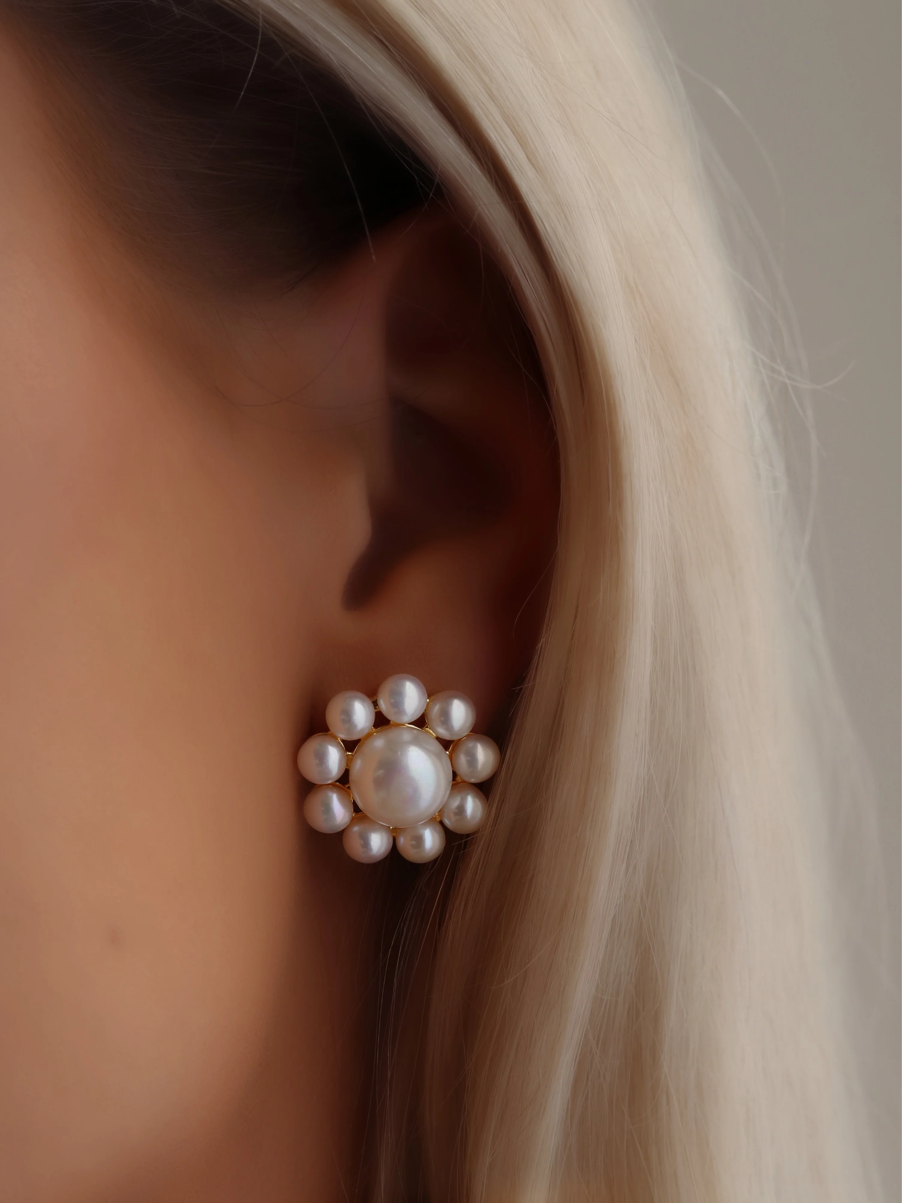 Kate Pearl Earrings - Image 2
