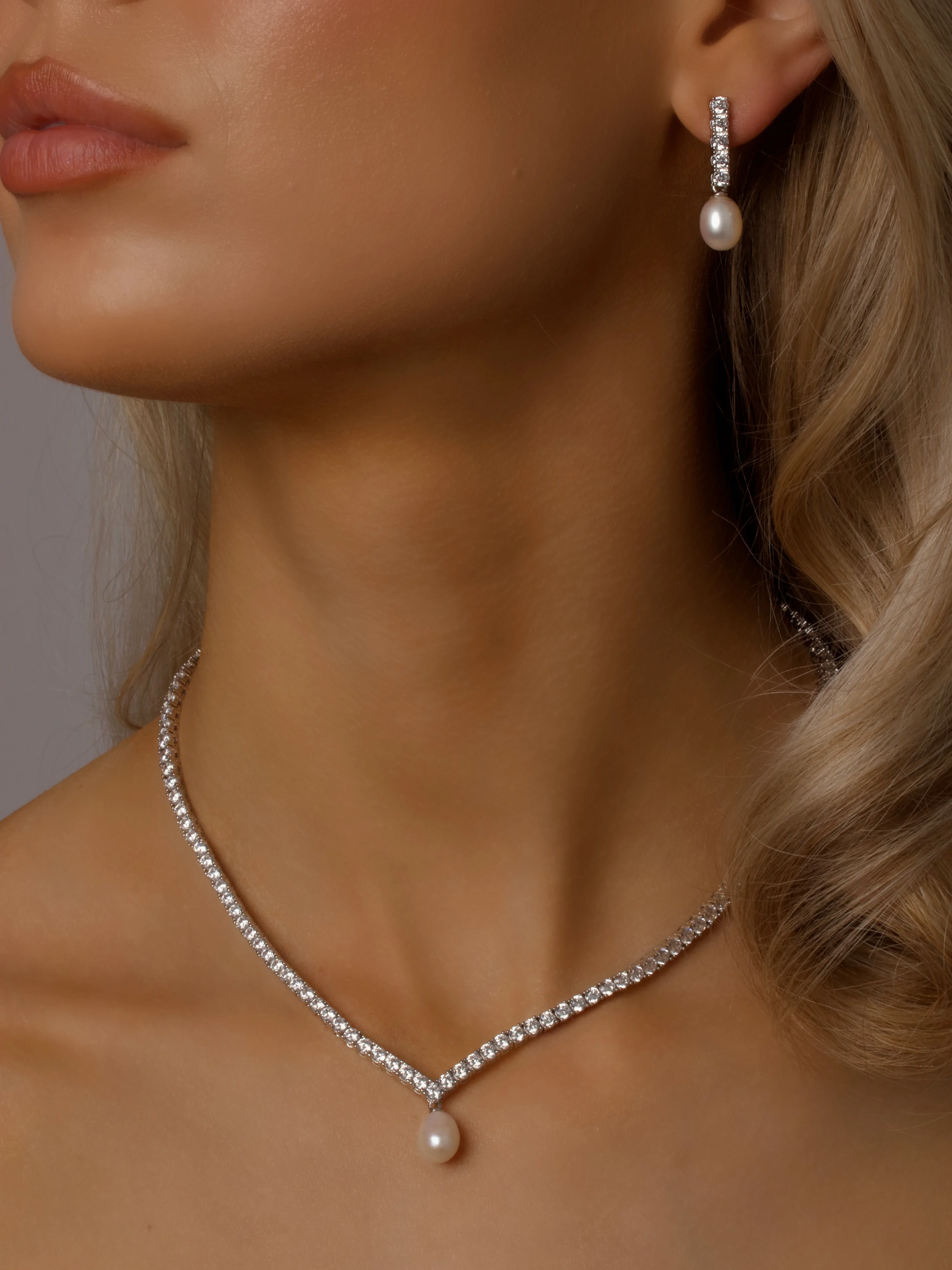 Lilian Freshwater Pearl Necklace - Image 3