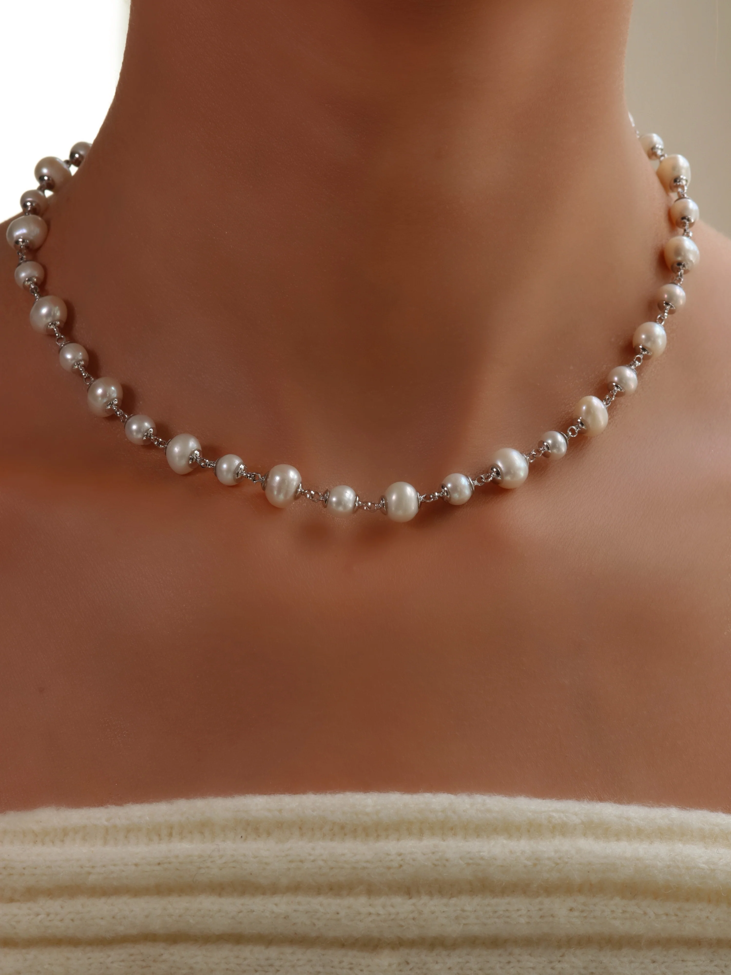 Margot Freshwater Pearl Necklace - Image 3