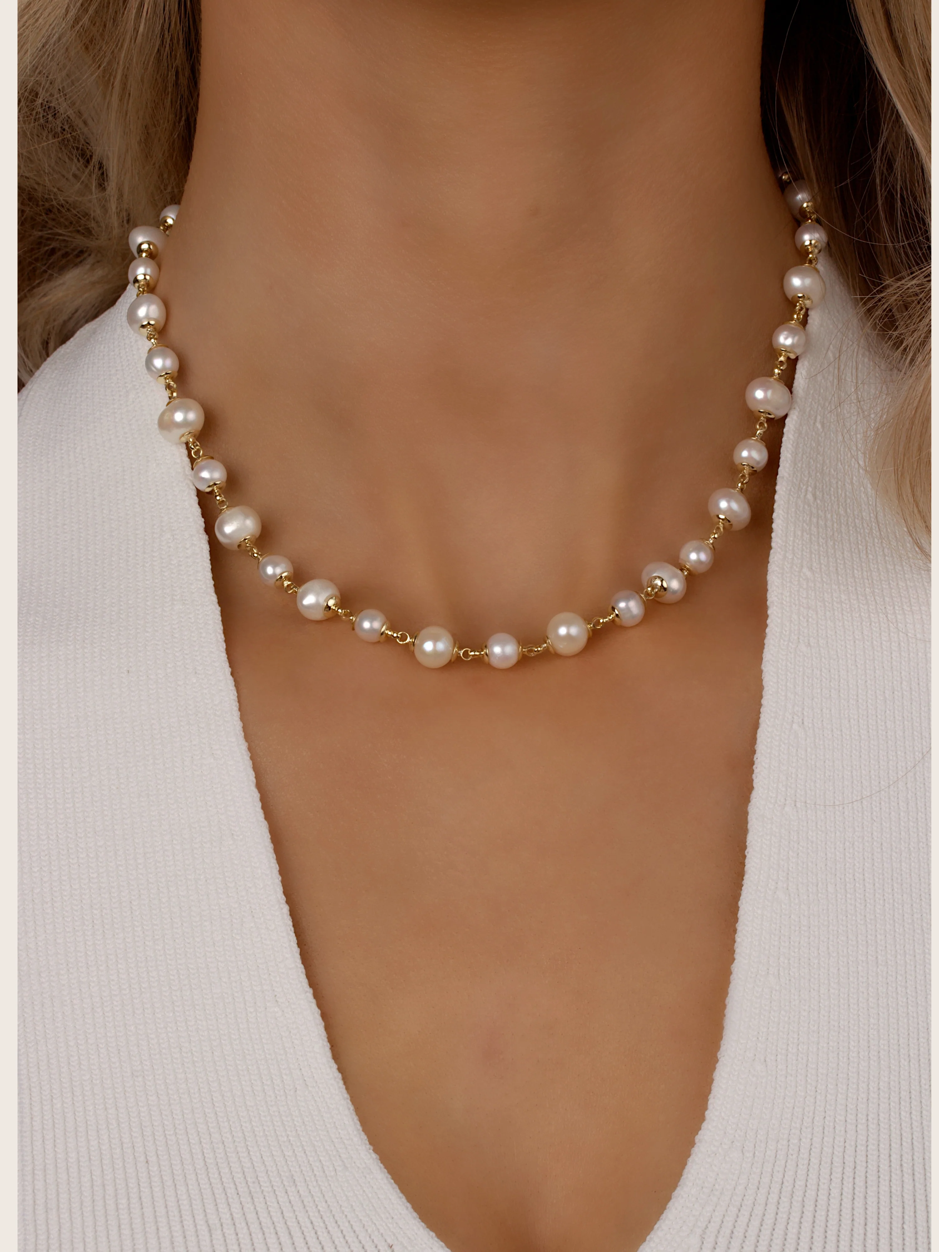 Margot Freshwater Pearl Necklace - Image 3